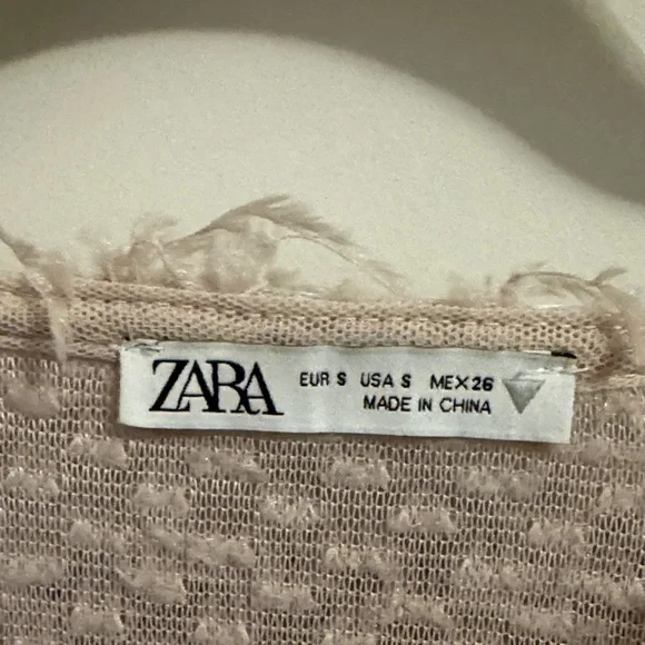 Zara Soft Pink Textured Sweater - Picture 2 of 2